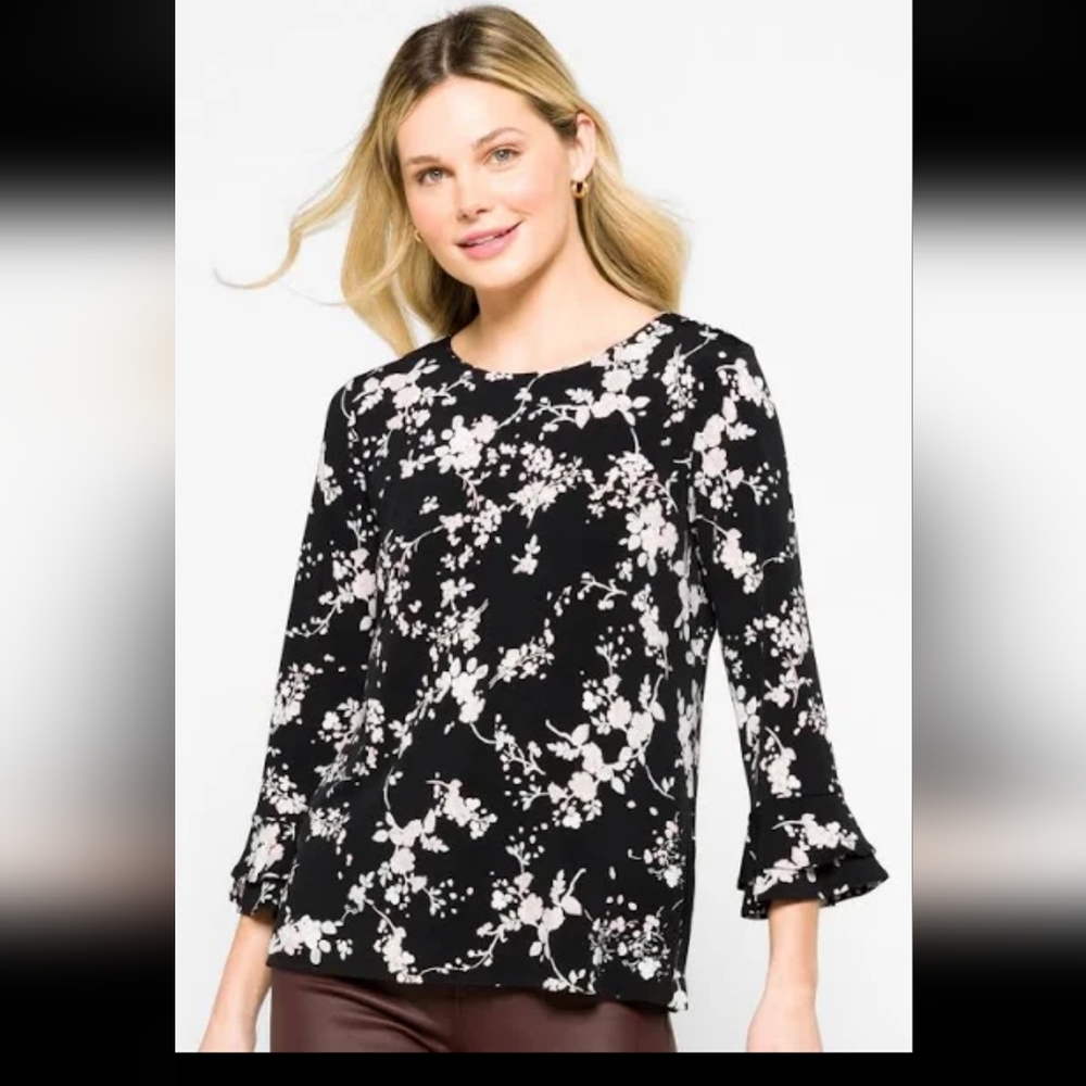 Karl Lagerfeld Paris Yessie Trumpet Sleeve Top. Size Petite Small